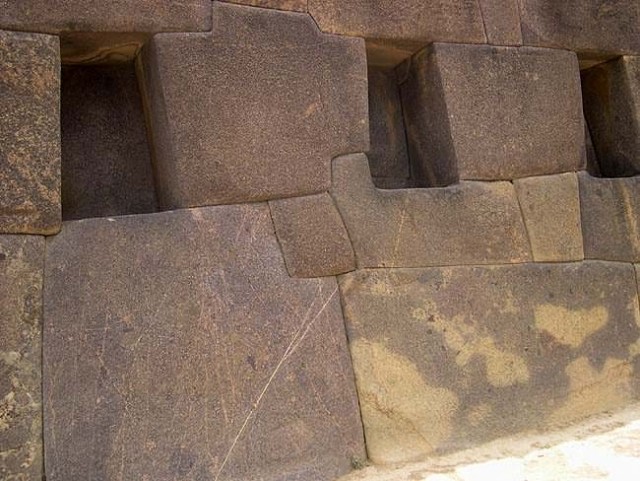 Обнаружено огромное ацтекское захоронение