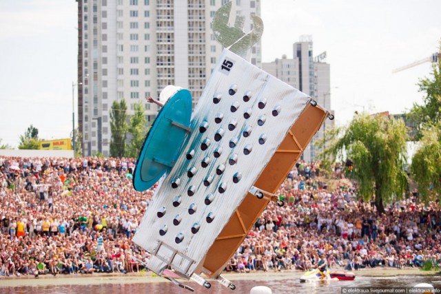 "Кузькина мать" и Red Bull Flugtag 2010