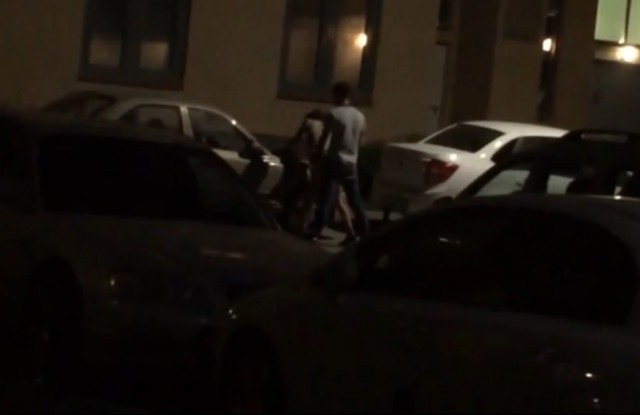 В Екатеринбурге пару застали за занятием сексом во дворе