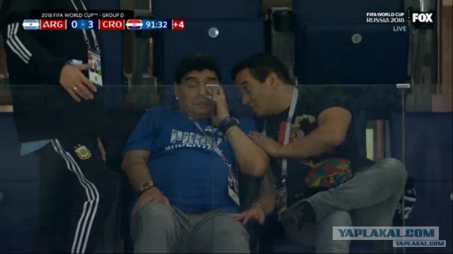 Неподдельное горе футболистов и болельщиков сборной Аргентины после поражения 0:3 от Хорватии