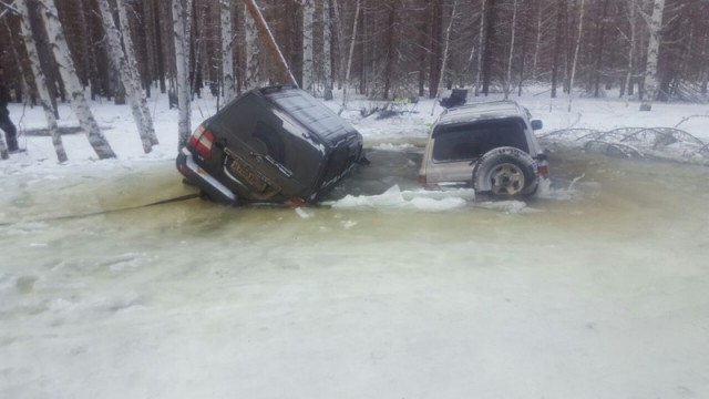 А ты любишь зимнюю рыбалку? Тогда смотри