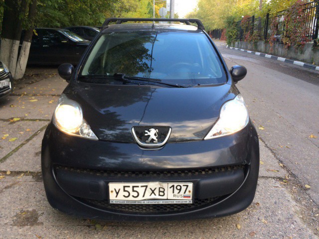 Продам моторизированную табуретку peugeot 107