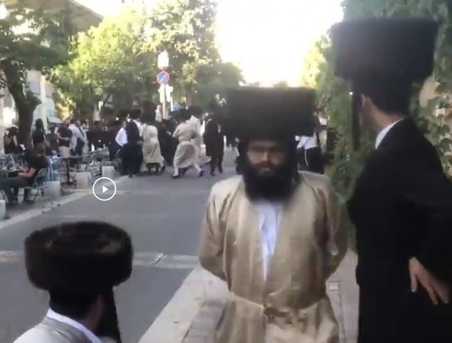 Женщины без футболок разогнали протест ультраортодоксальных евреев в Иерусалиме