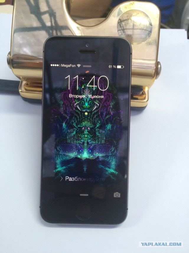 Продаю  Iphone 5s 32 Gb Space Gray Ростест