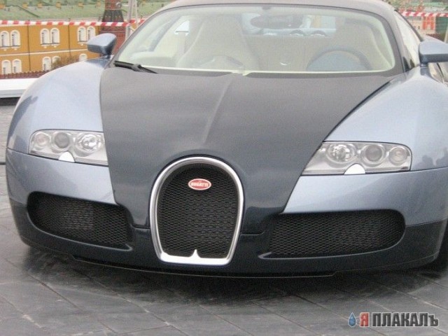 BUGATTI