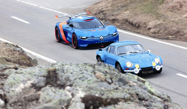 Синяя легенда: Найден эксклюзивный спорткар Renault Alpine A610 Turbo певца Жени Белоусова