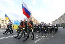В Киеве снесли памятник Ватутину