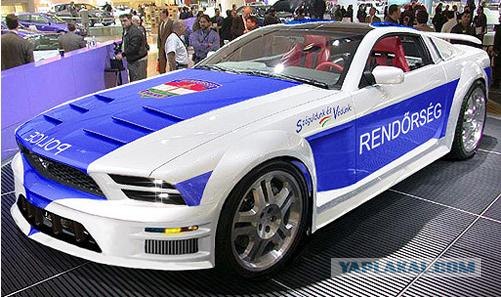 Самые крутые полицейские машины
