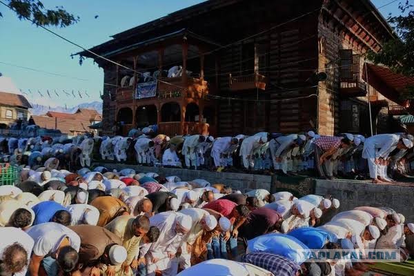 Странным образом население моей области за 25 лет с 2000 года сократилось практически на четверть...