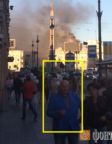 10-метровый экран вспыхнул в центре Петербурга