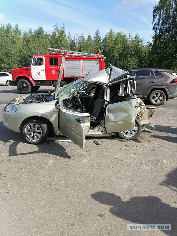 Под Ивановом в жуткой аварии погиб инструктор по вождению