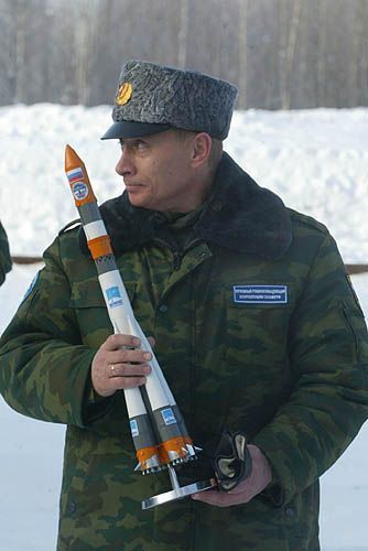Из-за атаки беспилотника горит резервуар Ильского НПЗ на Кубани