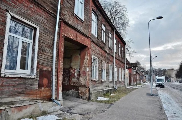 Со здания Рижского центрального железнодорожного вокзала убрали русское название