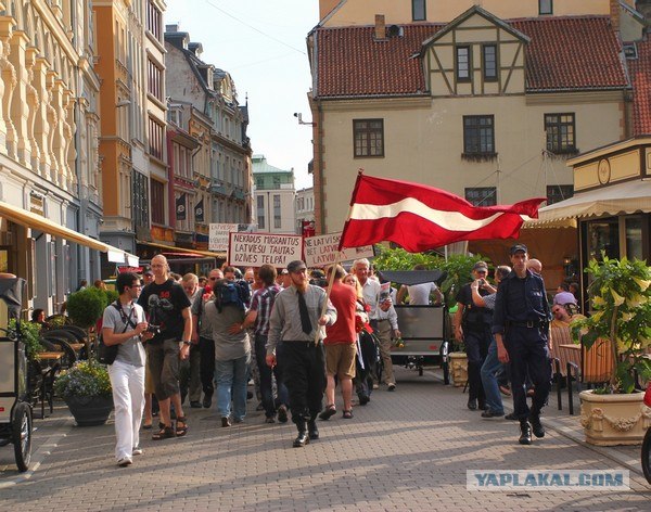 В Латвии отметили вхождение фашистов в Ригу