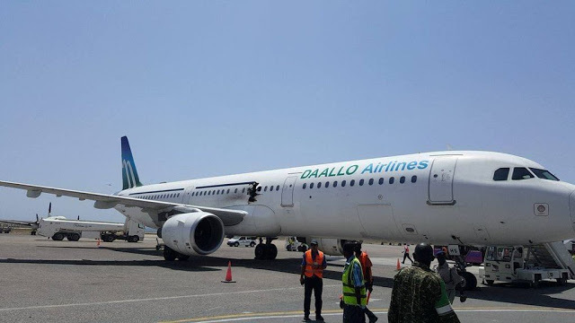 На борту летевшего из Могадишо Airbus A321 взорвалась бомба