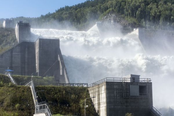 Максимальный водосброс на Саяно-Шушенской ГЭС