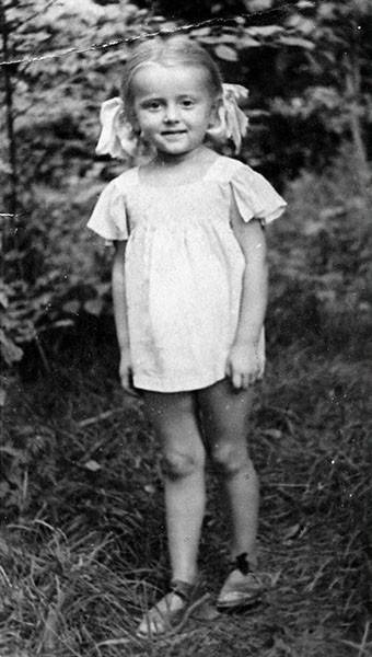 Небольшая фотоподборка известных личностей в детстве и юности