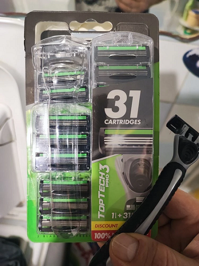 Китайцы, ну что вы там такое курите? За 240 рублей на год хватает!