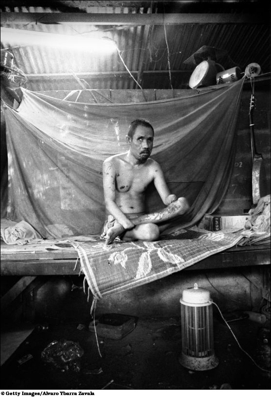 Путешествие через темные стороны человечества