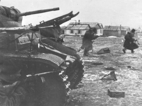 Фотографии второй мировой, многие цветные (фото)