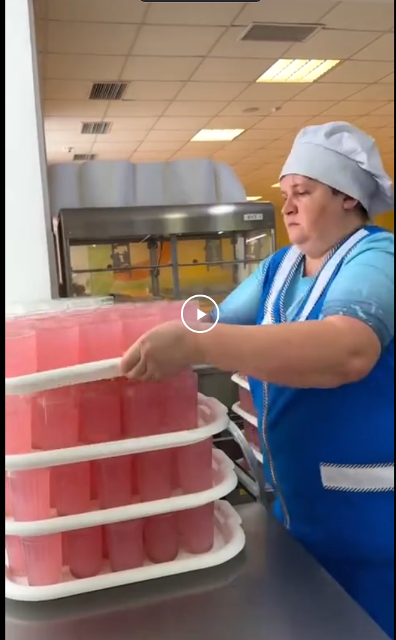 Школьная столовая⁠⁠