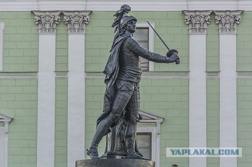 Оплавленные (?) храмы Петры