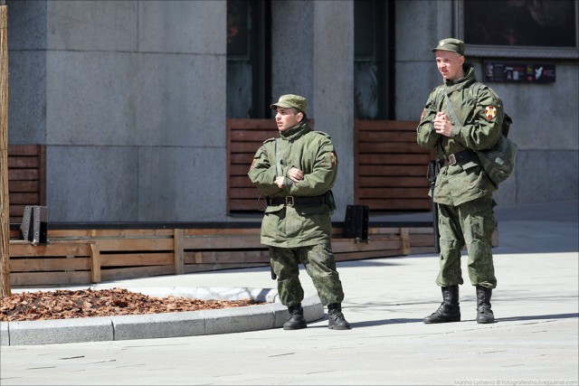 Непарадная часть Парада