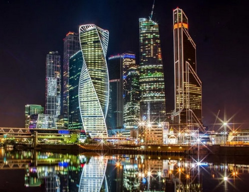 Мосстат: средняя зарплата в Москве выросла до 103 тысяч рублей