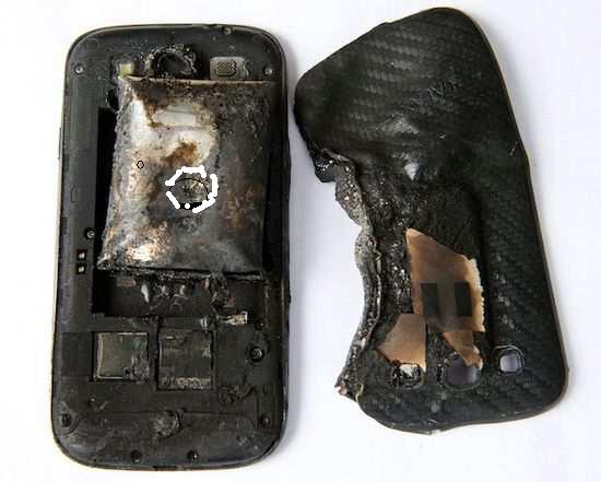 GALAXY S III взорвался и повредил ногу девушке