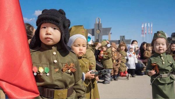 Самодельный Парад Победы