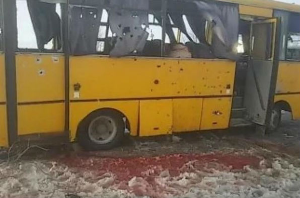 Видео растреляного автобуса под Волновахой