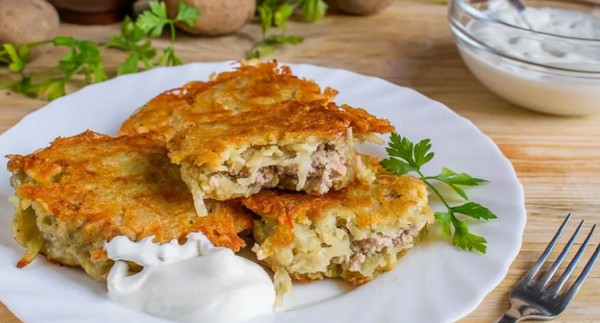 Открываем белорусские пельмени и смотрим, что внутри