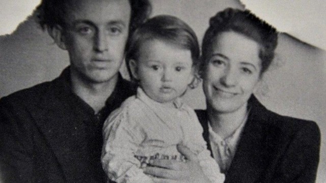 15 неожиданных фото отечественных знаменитостей, на которых их сложно узнать