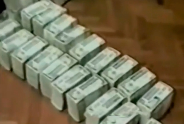 День в истории... 23 декабря 1993 года в Ростове-на-Дону бандиты захватили школьников