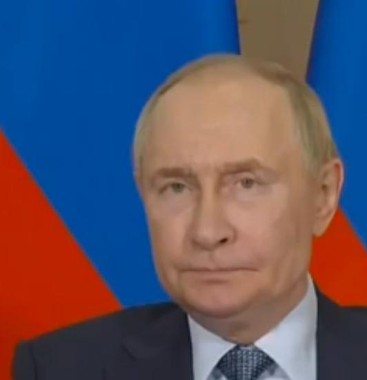 «А что, кричать можно?» Магнитогорск опустел, встречая Путина