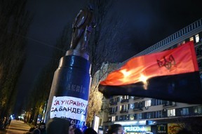 Репортеру Вестей в прямом эфире вручили "Оскар" за