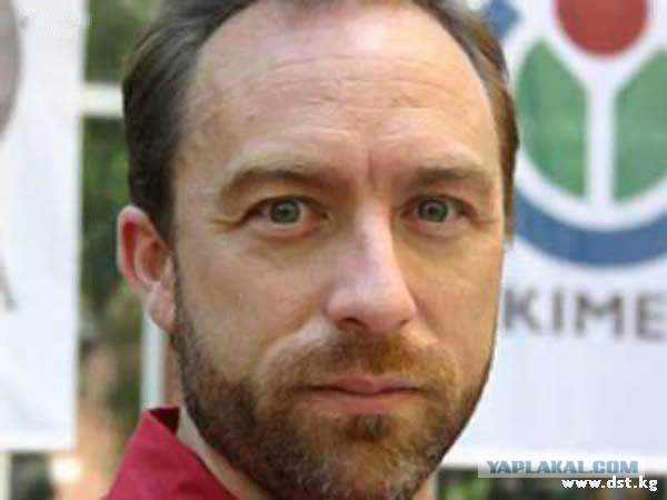 Что Чак Норрис делает в московском метро?