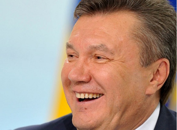 Суд ЕС обязал Украину выплатить семье Януковича более €200 тысяч