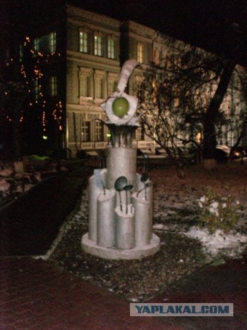 Необычные статуи мира