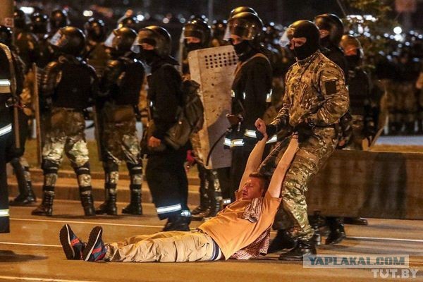 Люди в Америке массово вдохновились российскими силовиками и хотят такого же отношения у себя к террористам