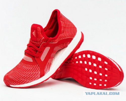 Массовая драка в магазине Adidas в Москве