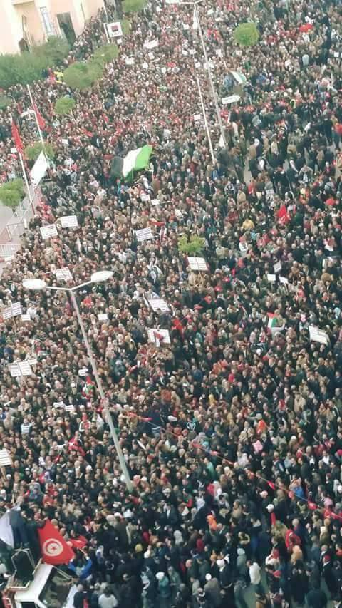В России начались митинги против повышения пенсионного возраста 