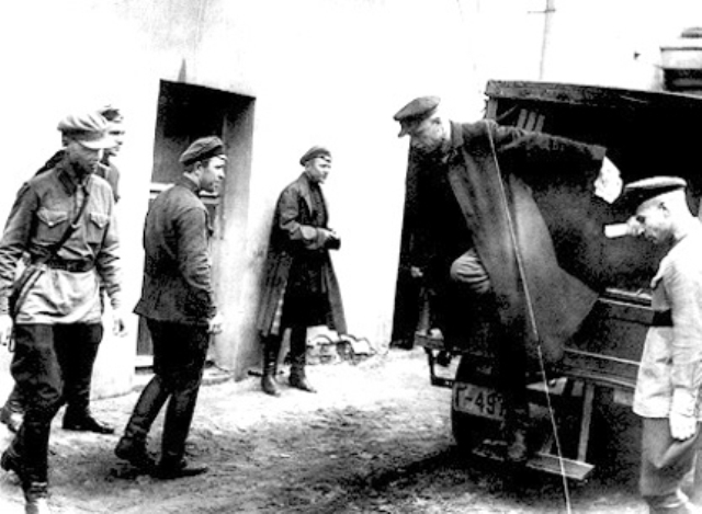 Одна история об уволенном силовике