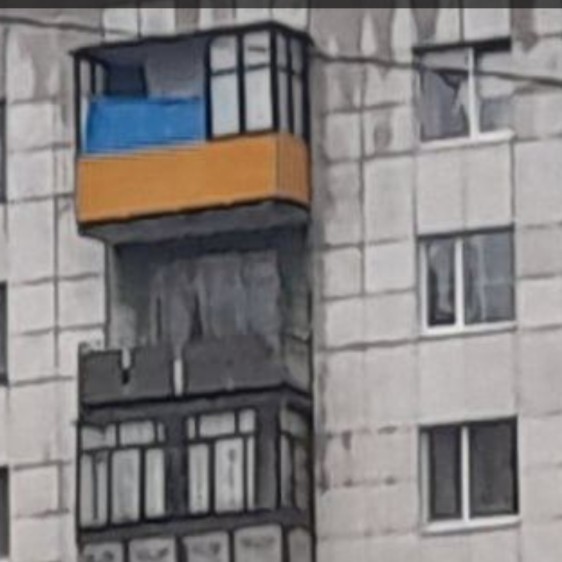 Одесситке часто делают замечания, когда она говорит по-русски в общественных местах в родном городе.