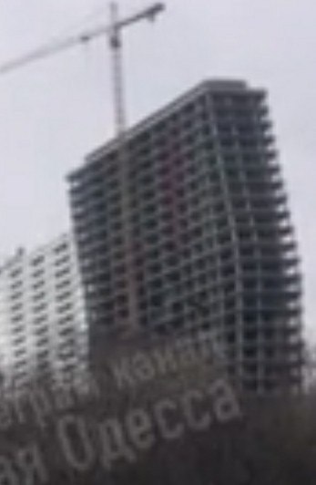Есть строители? Что с домом?