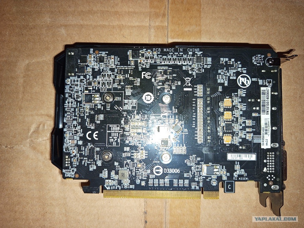Gigabyte Видеокарта Radeon RX 560 4 ГБ (GV-RX560OC-4GD) - ЯПлакалъ
