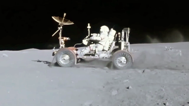 Умер побывавший на Луне астронавт NASA Джон Янг