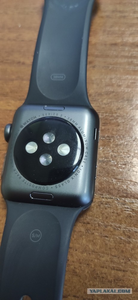 Продам Apple Watch Series 3 GPS 38mm в Новосибирске