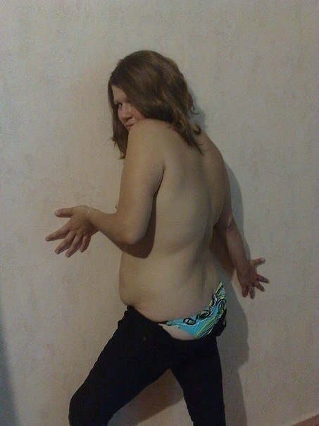 Дуры, хватит кобениться перед фотиком