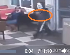 Разбойник не ожидал, что в магазине окажется полицейский